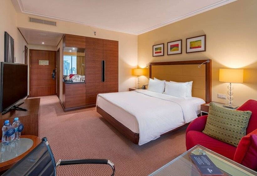 Номер Executive, Hilton Warsaw City