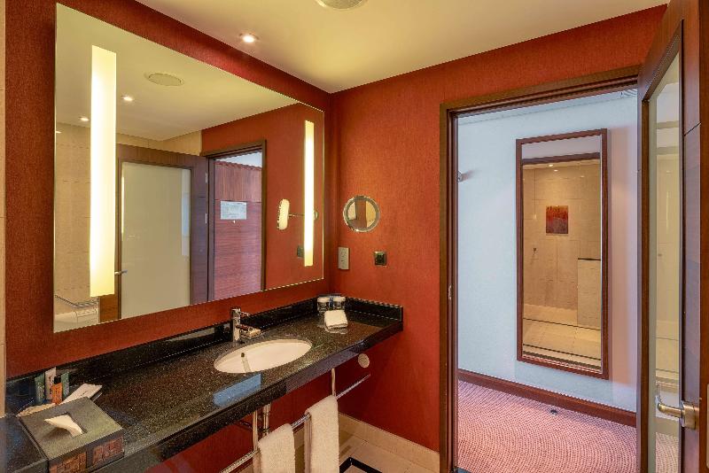 Номер Deluxe Кровать Кинг, Hilton Warsaw City
