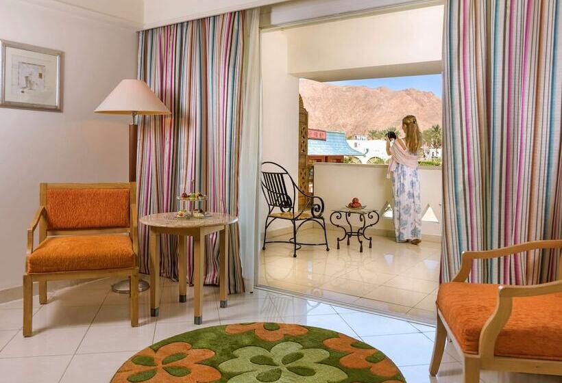 اتاق کلاسیک با چشم‌انداز دریا, Movenpick Taba Resort & Spa