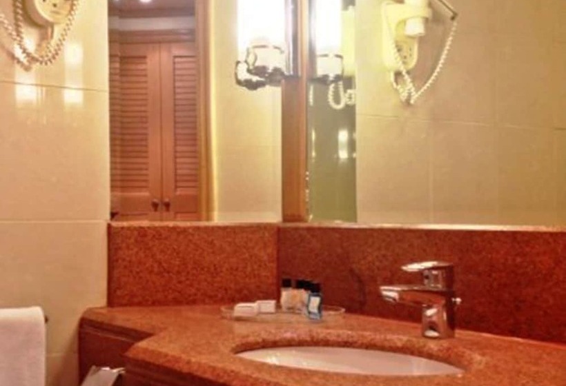 اتاق خانوادگی با چشم‌انداز دریا, Movenpick Taba Resort & Spa