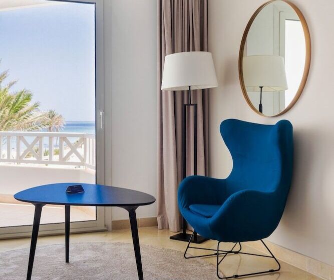 高级房间侧面带海景, Radisson Blu Palace Resort & Thalasso, Djerba