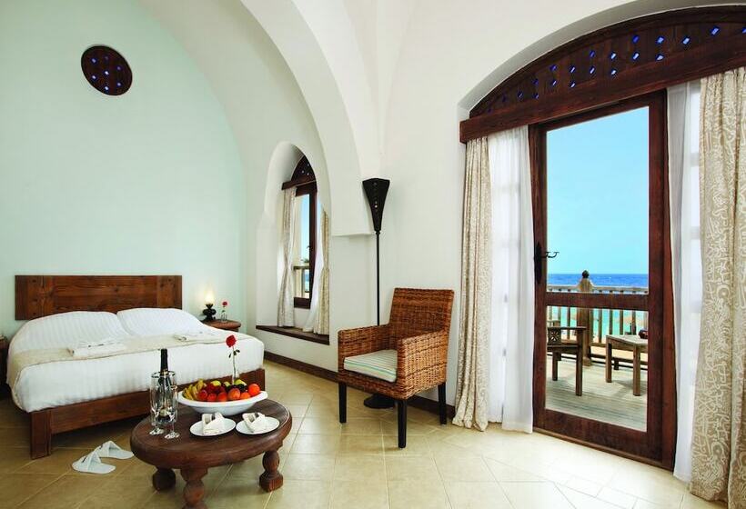 اتاق پرمیوم با چشم‌انداز دریا, Radisson Blu Resort El Quseir