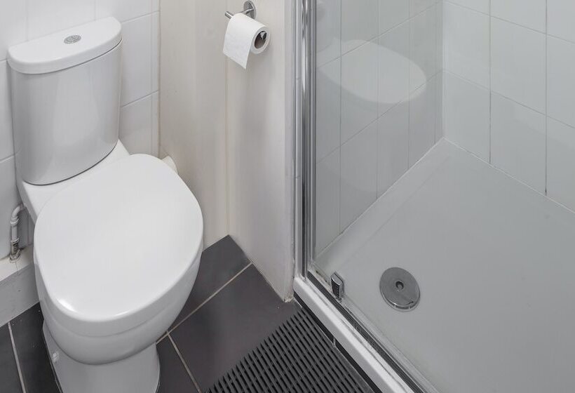 تختخواب در اتاق مشترک, Astor York Hostel