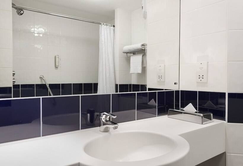 Семейный Номер, Days Inn By Wyndham Telford Ironbridge