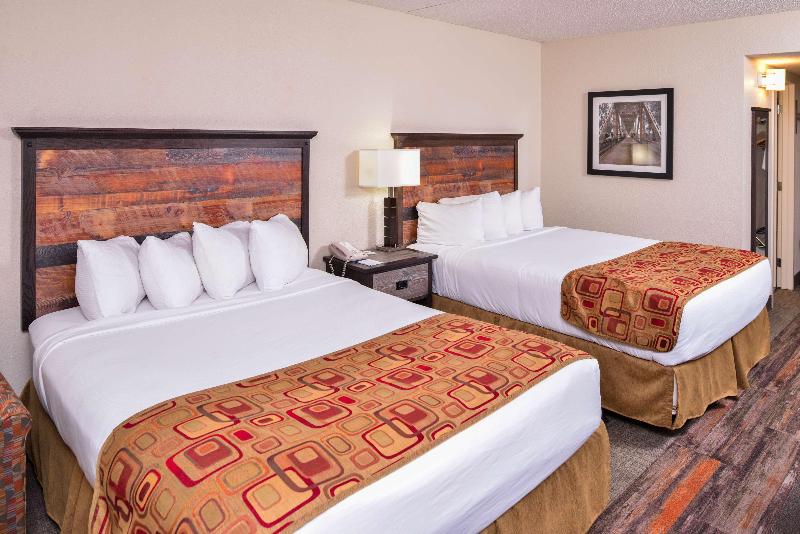 سوییت جونیور کلاب, Jaz Mirabel Resort