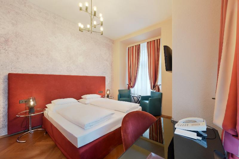 Camera Classica, Boutique Hotel Dom   Rooms & Suites