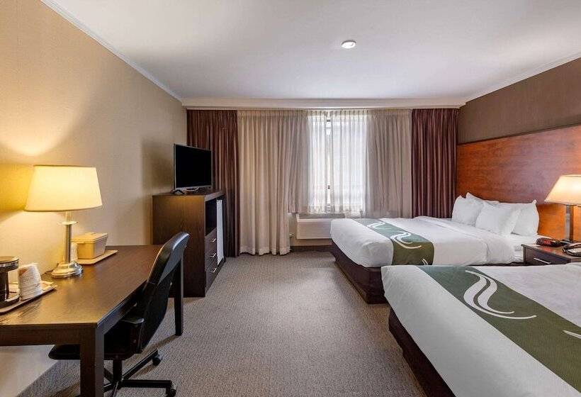 스탠다드 룸 더블 침대 2개, Quality Inn Toronto Airport