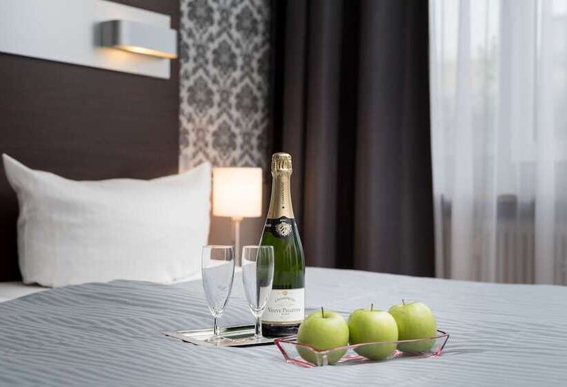 Номер Стандарт, Munich Inn  Design
