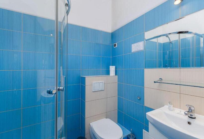 Четырехместный Номер Классик, Daniel Griffin Aparthotel By Artery Hotels