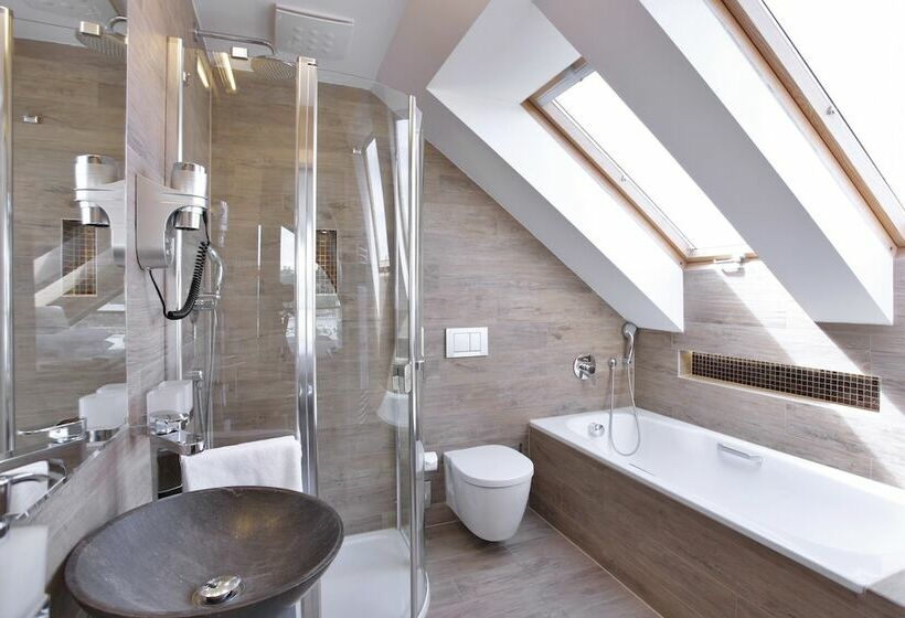 标准间, Absolutum Wellness