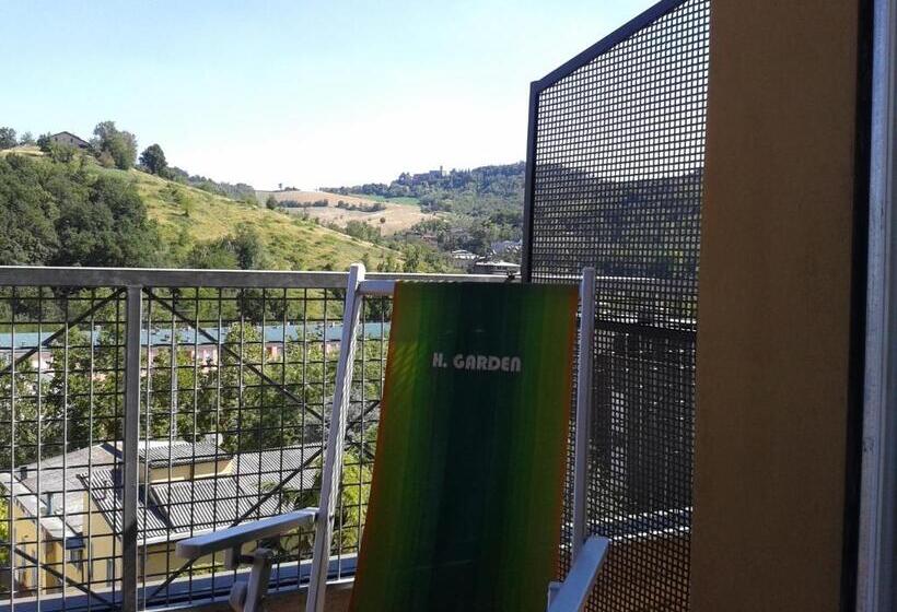 اتاق استاندارد چهارنفره با بالکن, Garden Hotel Tabiano