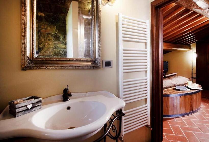 סוויטה, Borgo Casa Al Vento