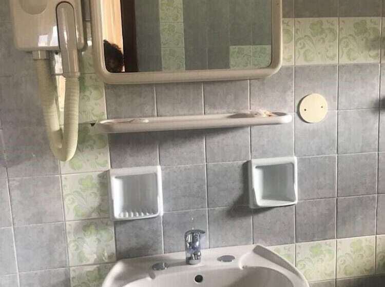 Номер Стандарт, Cinquestelle Albergo Del Centro Storico