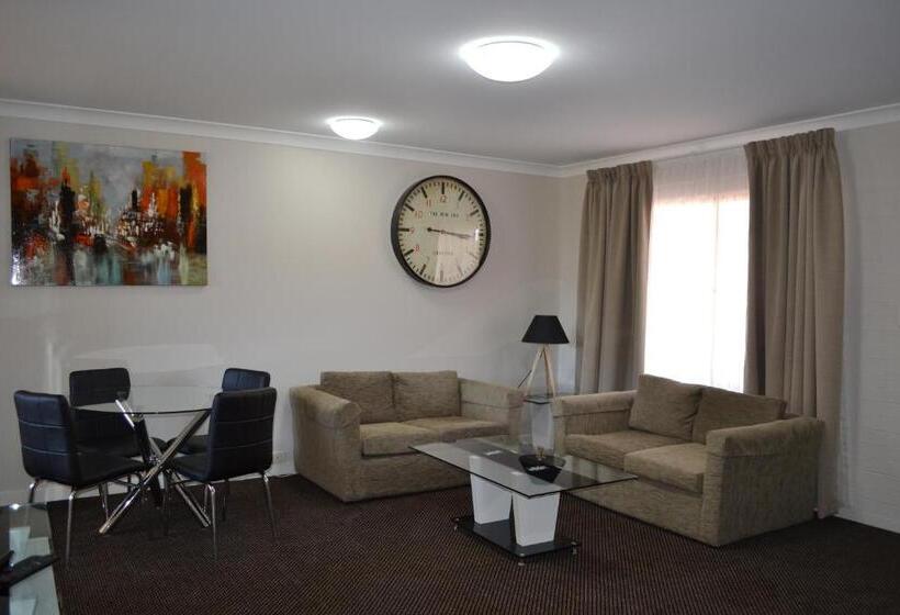 شقة غرفة واحدة, Cattlemans Country Motor Inn & Serviced Apartments