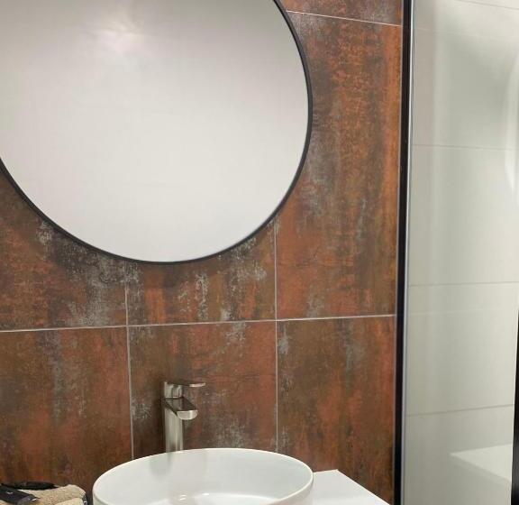 غرفة قياسية سرير كينج, Cattlemans Country Motor Inn & Serviced Apartments