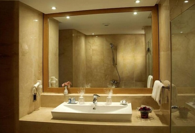 Полулюкс, Suites Hotel Mohammed V By Accor