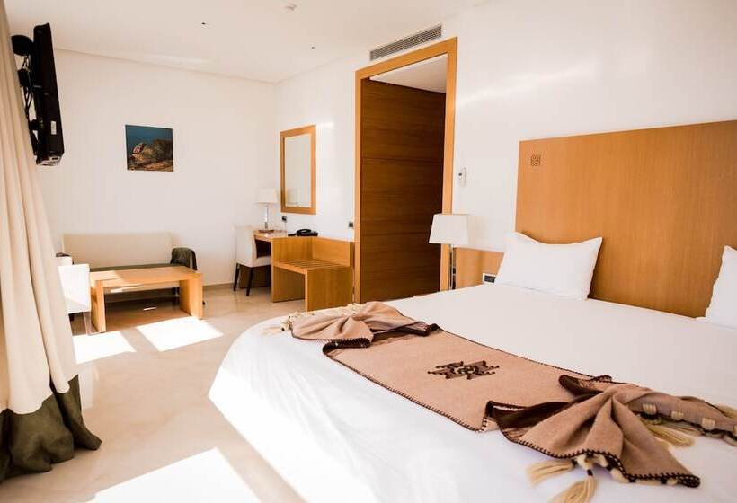Полулюкс, Suites Hotel Mohammed V By Accor