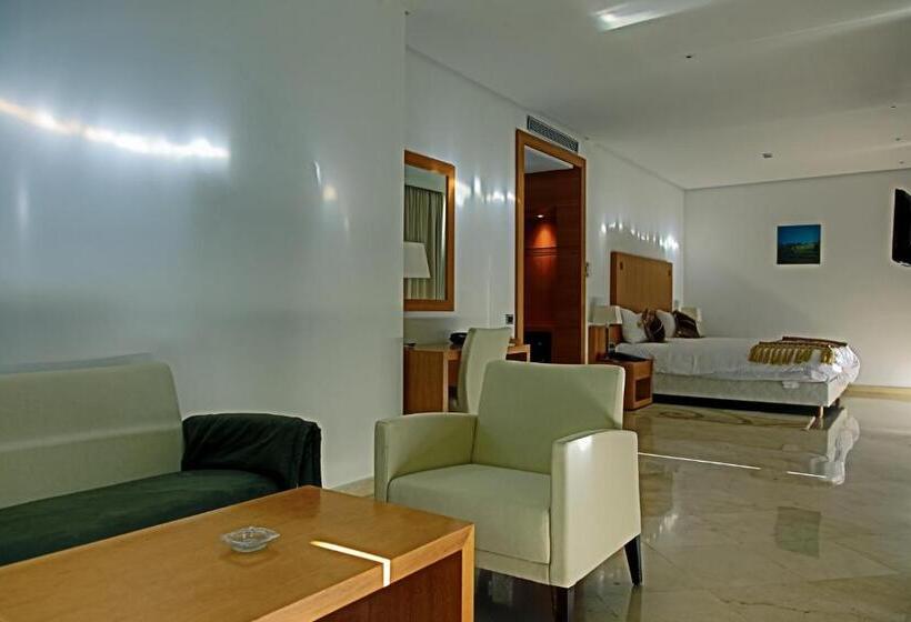 Четырехместный Номер Стандарт, Suites Hotel Mohammed V By Accor