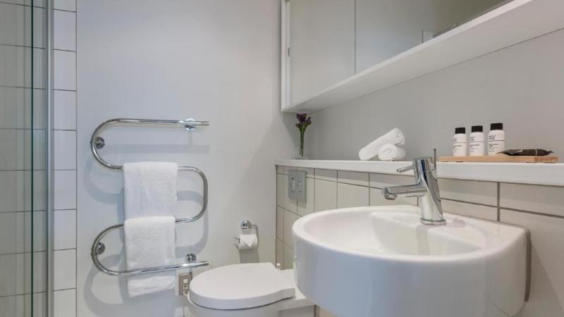 스탠다드 스튜디오, Auckland Harbour Suites
