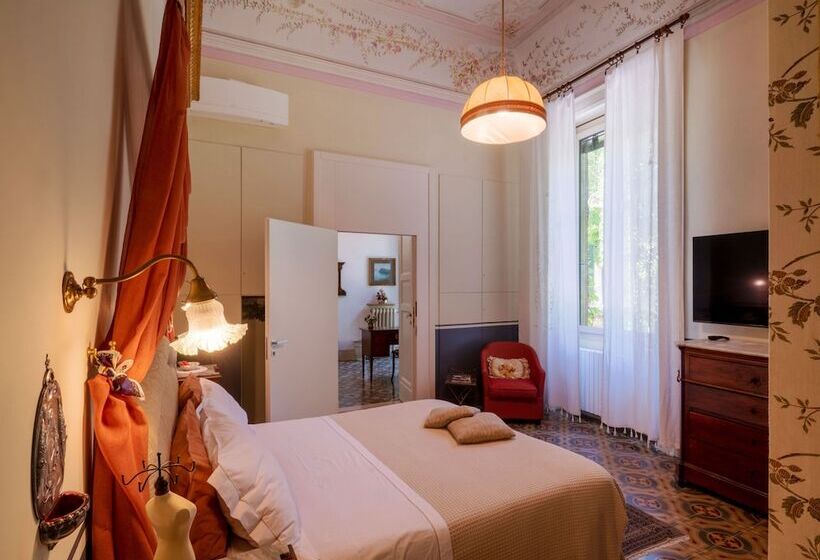 اتاق استاندارد, Palazzo Rollo