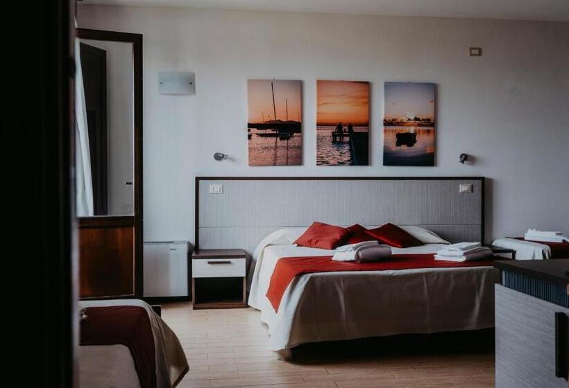 Четырехместный Номер Стандарт Вид на Море, Resort Santa Maria