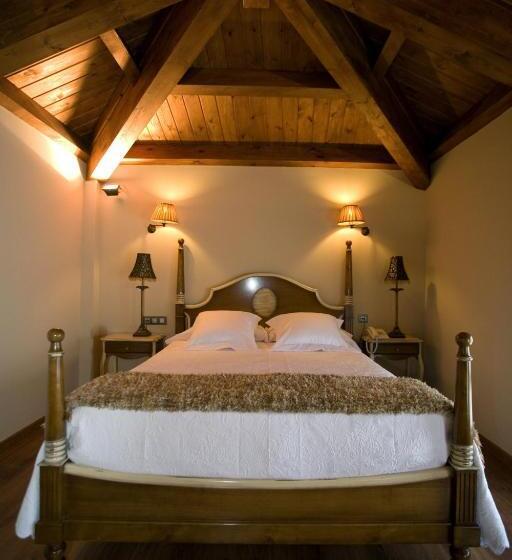 Четырехместный Номер Стандарт, Posada Los Condestables Hotel & Spa