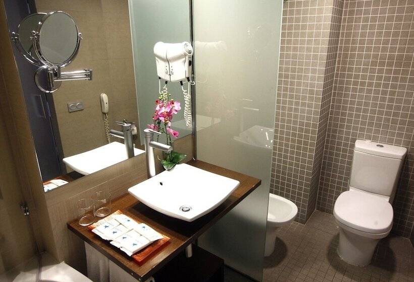 Номер Стандарт, & Spa Real Ciudad De Zaragoza