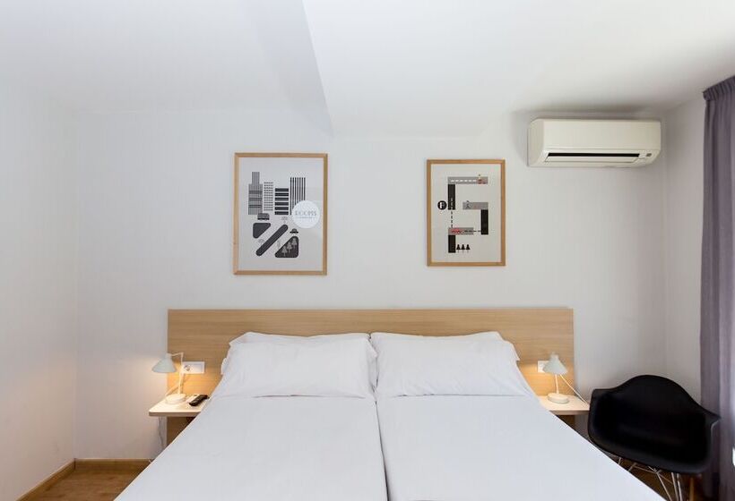 غرفة قياسية ثلاثية, Rooms Ciencias