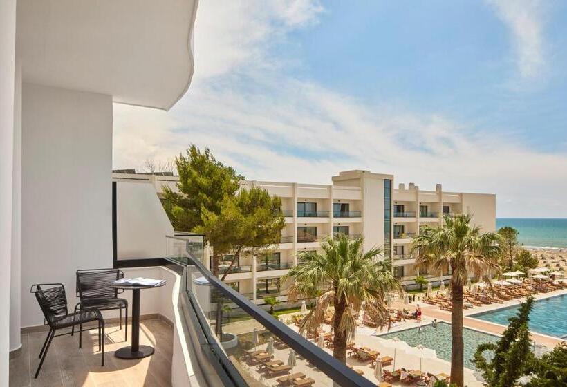 주니어 스위트, Sol Tropikal Durres
