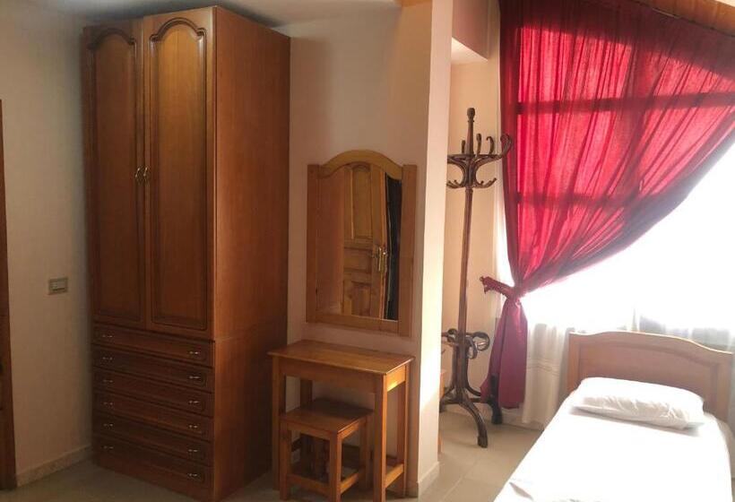 스위트, Villa Pepeto Durres Albania