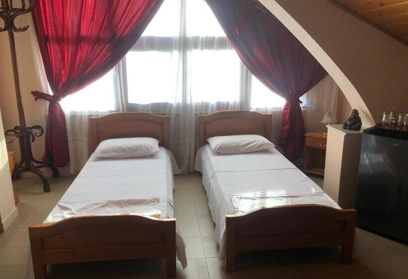 스위트, Villa Pepeto Durres Albania