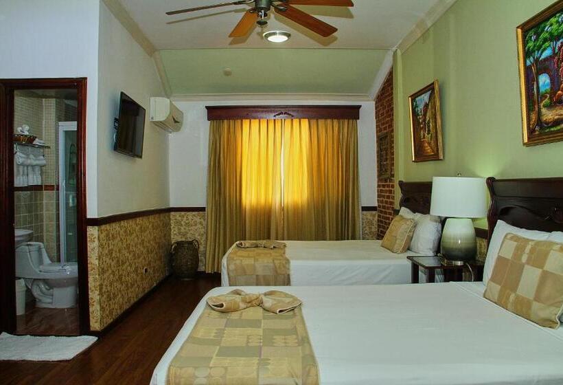 Deluxe Junior Suite, Platino Hotel & Casino