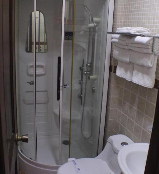 Deluxe Junior Suite, Platino Hotel & Casino