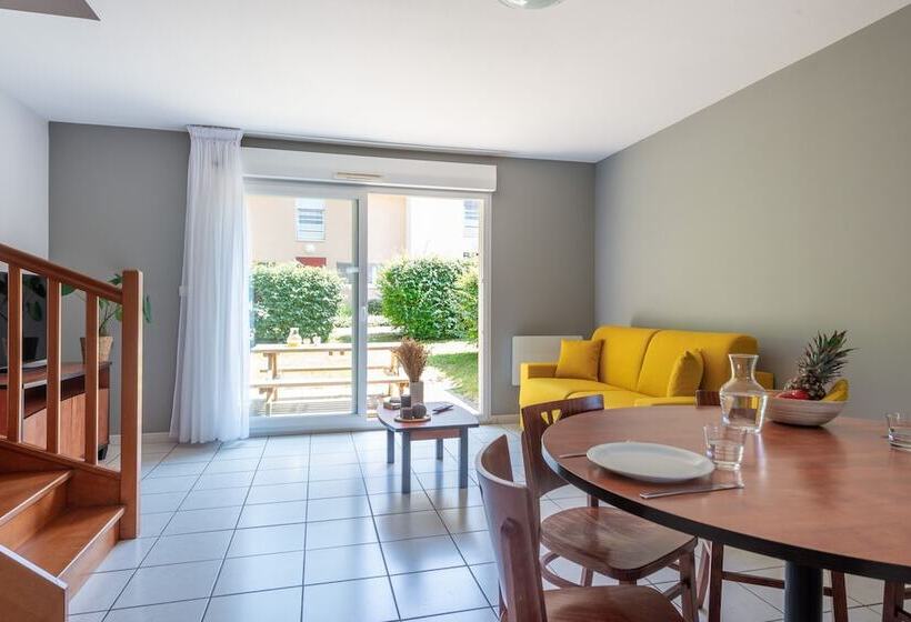 Апартаменты 2 Спальни, Comfort Aparthotel Nantes La Beaujoire