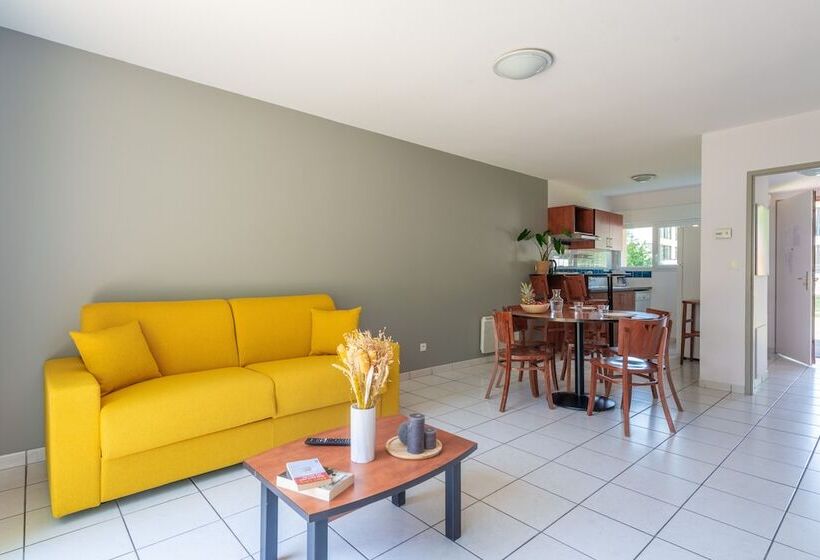 Апартаменты 2 Спальни, Comfort Aparthotel Nantes La Beaujoire