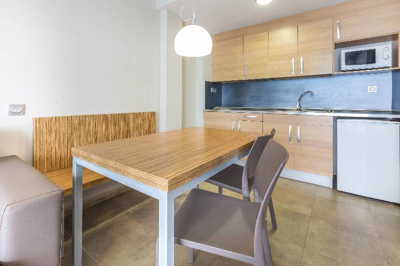 Апартаменты 1 Спальня с Террасой, Aparthotel Odissea Park