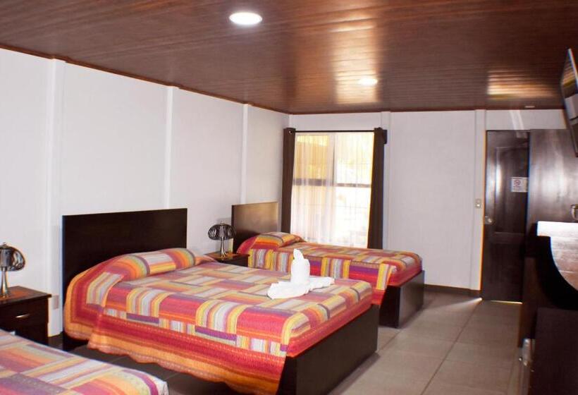 家庭间, Arenal Country Inn
