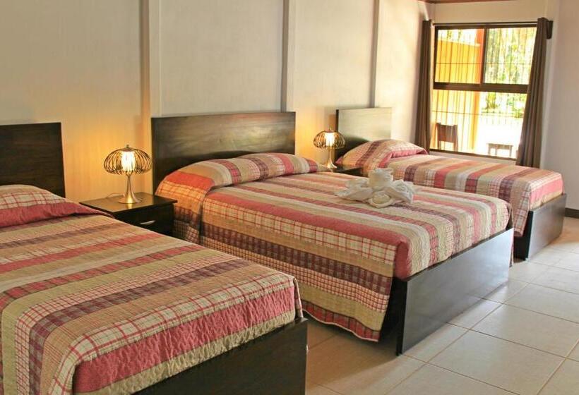 家庭间, Arenal Country Inn