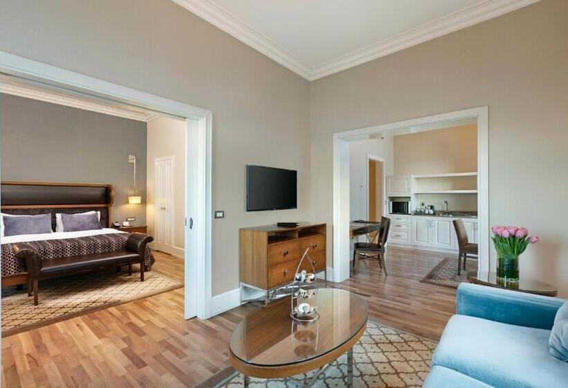 Premium Suite, Titanic Business Kartal