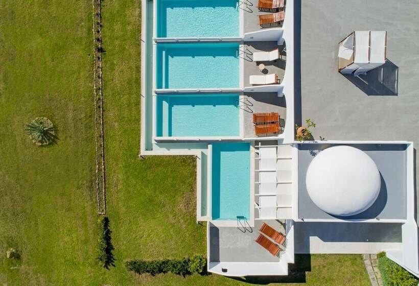 اتاق پریمیوم سه تخته, Lindos Sun