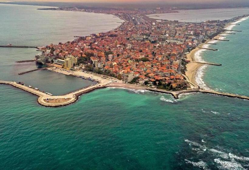 Casa 1 Quarto, Marina Sands Bijou Boutique   Excellent Choice For Travelers Visiting Obzor 2 4p