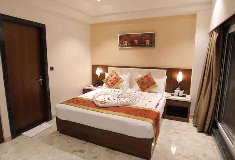 Номер Стандарт Вид на Горы, The Grand, Chittorgarh