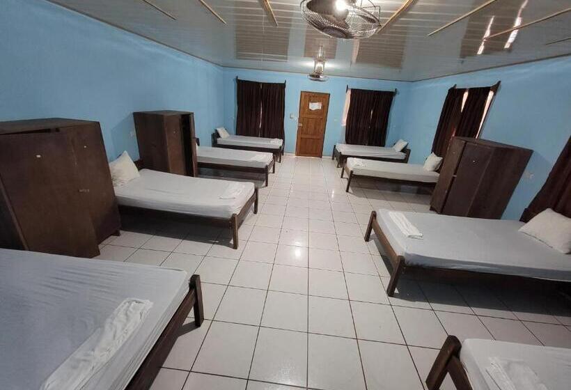 Кровать в Общей Комнате, Arenal Poshpacker