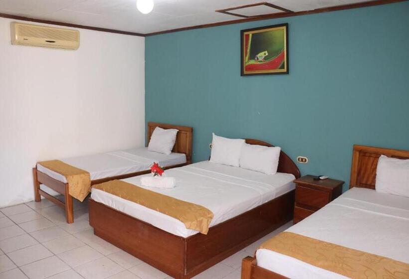 Четырехместный Номер Deluxe, Arenal Poshpacker