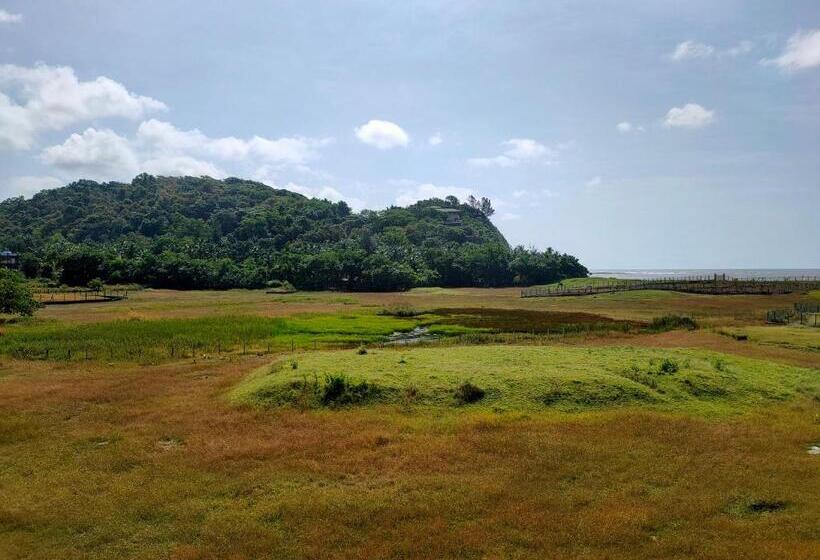 Номер Стандарт Трехместный, Shobha Farmhouse