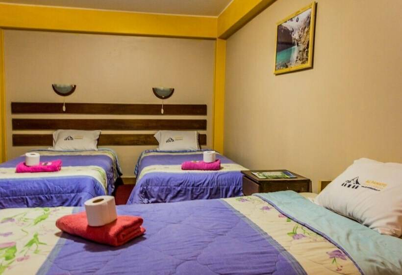 اتاق استاندارد سه نفره, Alpamayo Guest House