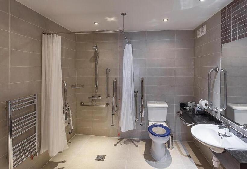 Номер Стандарт Адаптированный для Инвалидов, Best Western Plus Pinewood Manchester Airport Wilmslow