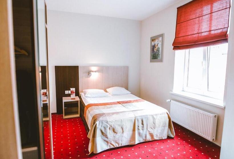 Habitación Estándar Individual, Hanza