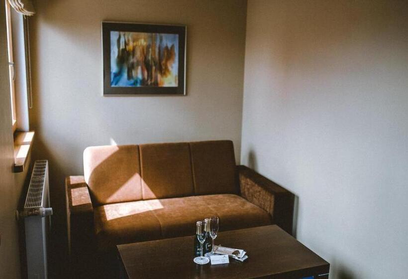 Junior Suite, Hanza