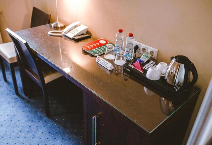 Habitación Superior, Hanza